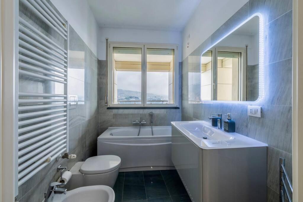 ג'נובה 5 Stars Apart Sea View מראה חיצוני תמונה
