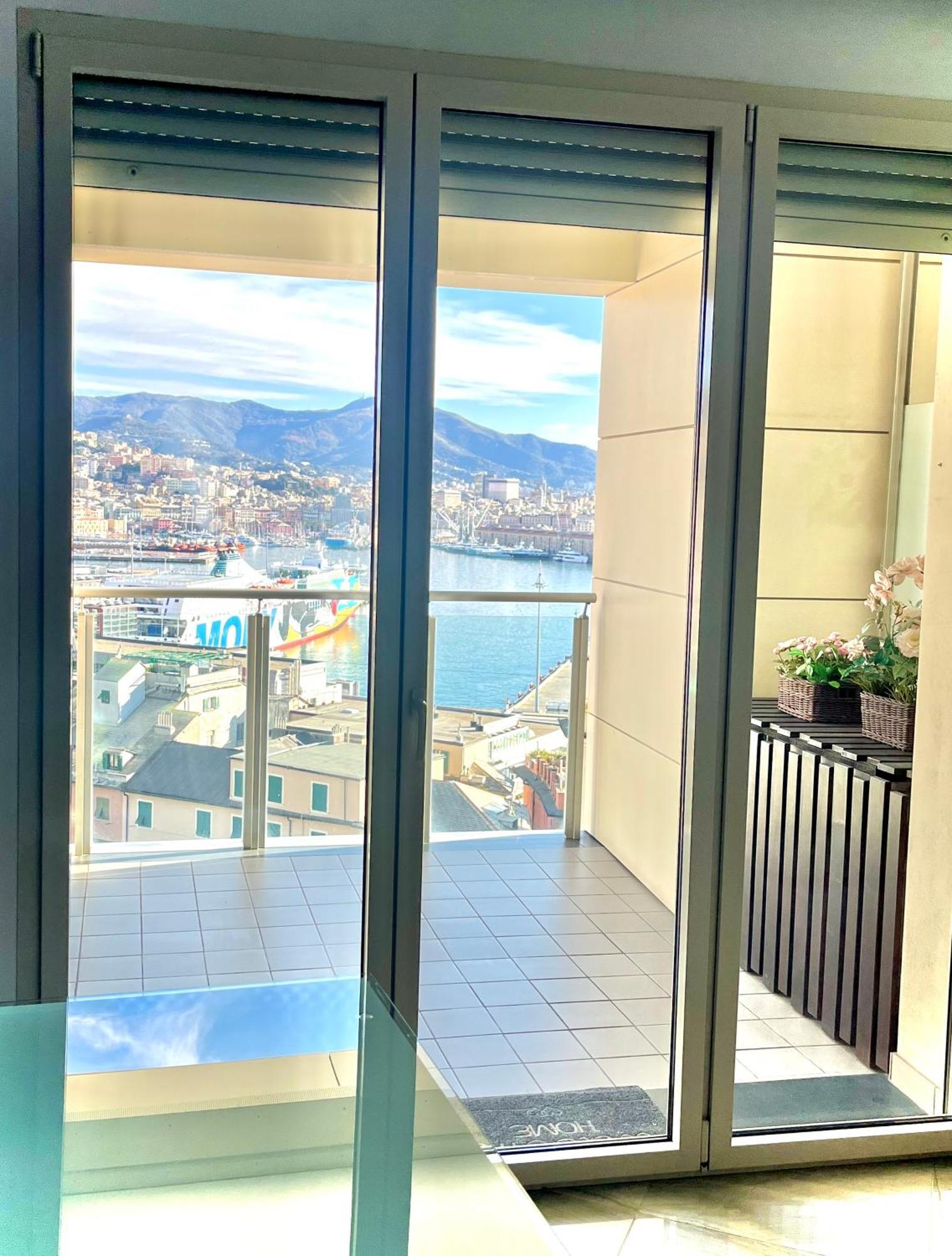 ג'נובה 5 Stars Apart Sea View מראה חיצוני תמונה